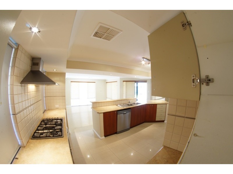 24 Brindabella Avenue, Aubin Grove WA 6164