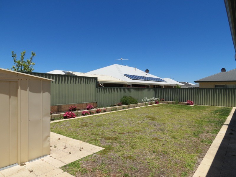 24 Brindabella Avenue, Aubin Grove WA 6164