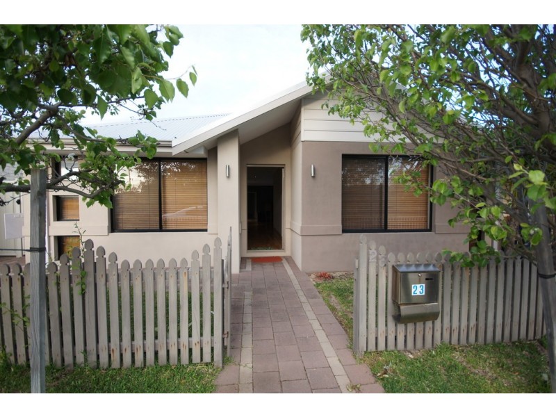 23 Aurora Drive, Atwell WA 6164