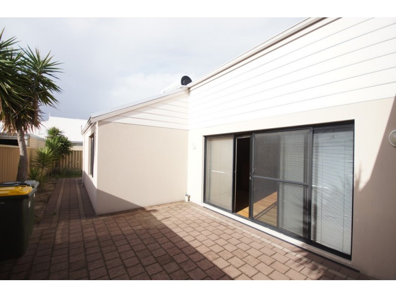 23 Aurora Drive, Atwell WA 6164