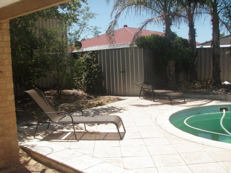 2 Chase Mews, Atwell WA 6164