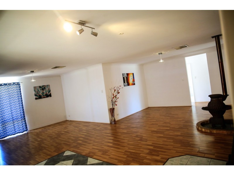 22 La Rochelle Ramble, Port Kennedy WA 6172