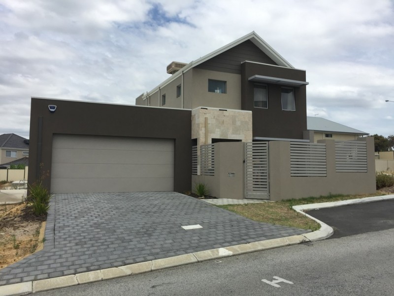 7/2 Pearson Drive, Success WA 6164