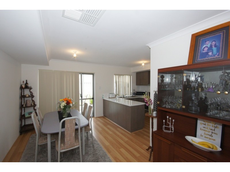 7/2 Pearson Drive, Success WA 6164