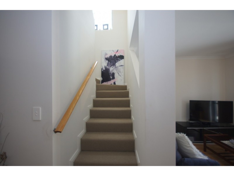 7/2 Pearson Drive, Success WA 6164