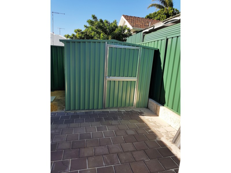 2 SALWAY PLACE, Spearwood WA 6163