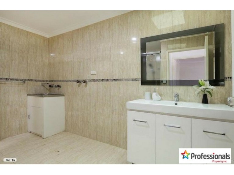 4/191 Manning Road, Bentley WA 6102