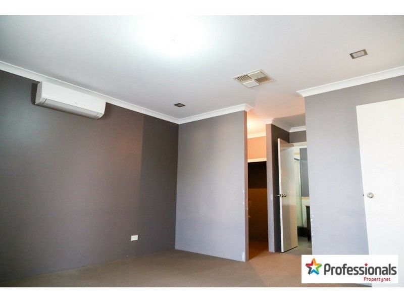 5 Mispickel Way, Wattle Grove WA 6107