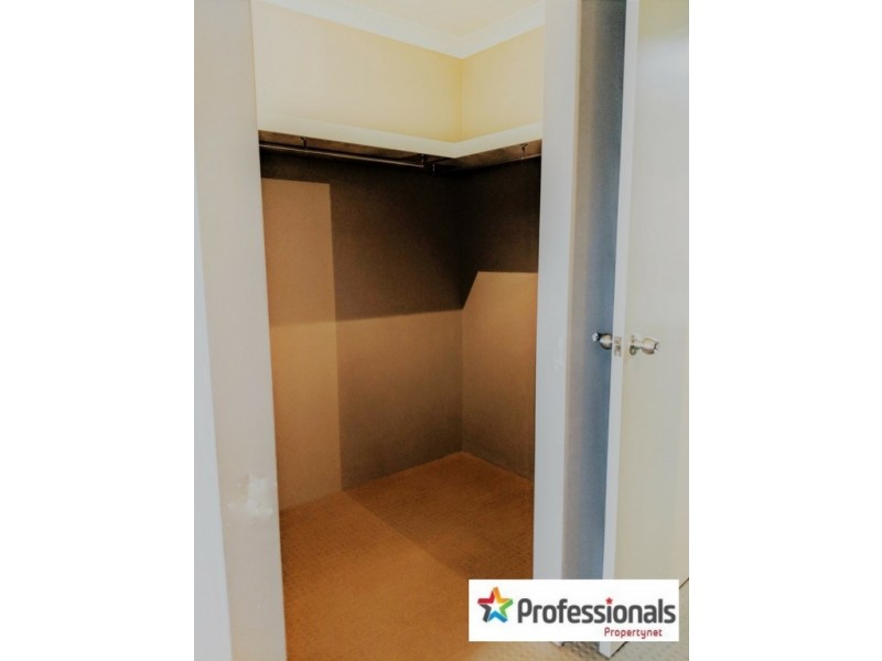 5 Mispickel Way, Wattle Grove WA 6107