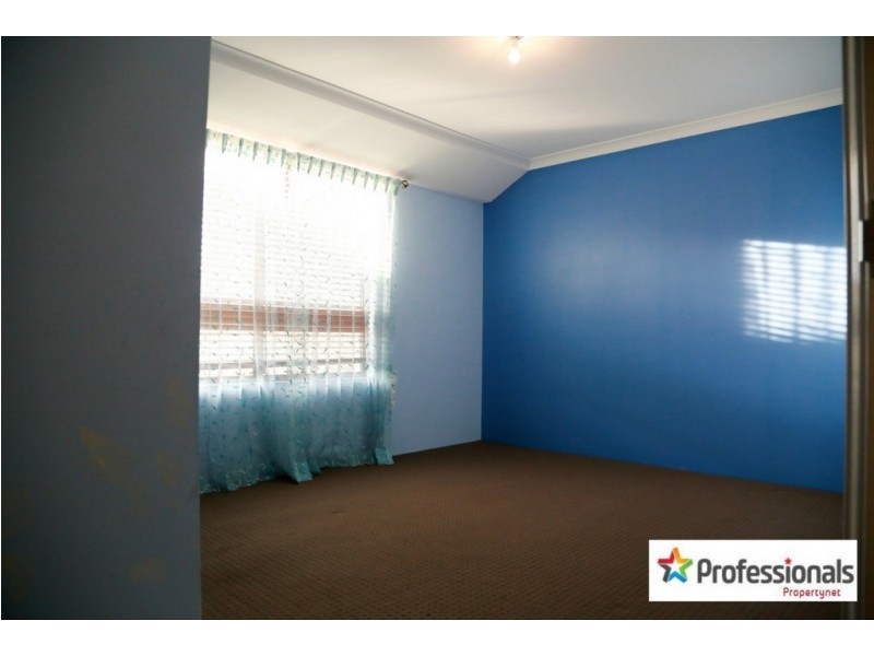 5 Mispickel Way, Wattle Grove WA 6107