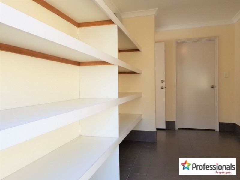 5 Mispickel Way, Wattle Grove WA 6107