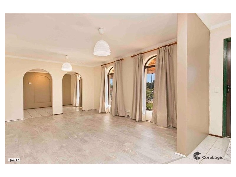 18 Leaside Way, Spearwood WA 6163