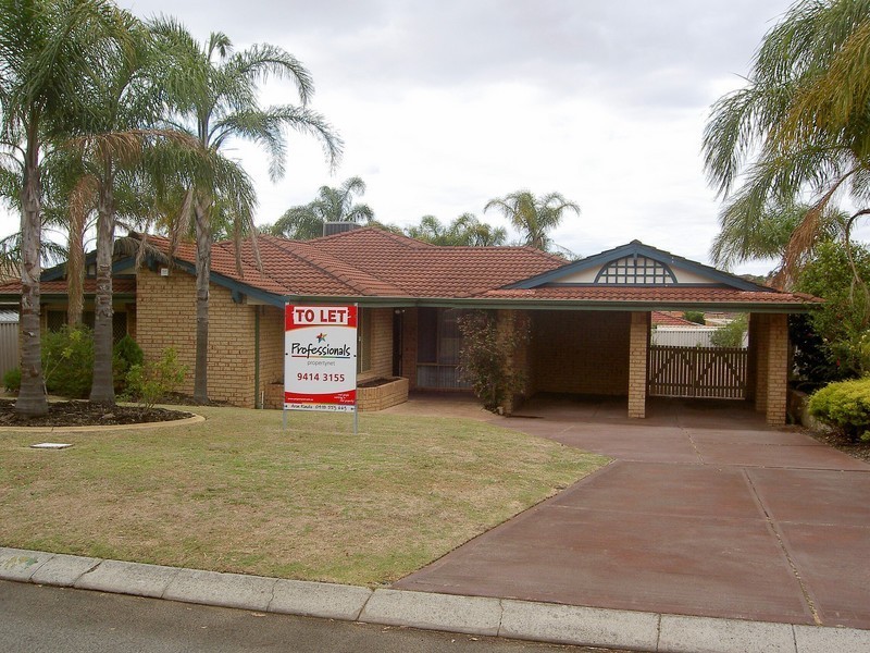 17 Mapstone Gardens Room 4, Murdoch WA 6150