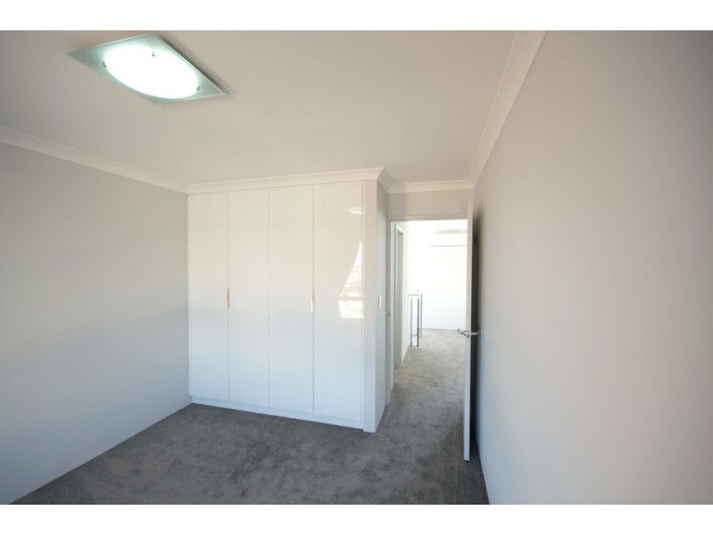 42 Birch Road, Aubin Grove WA 6164