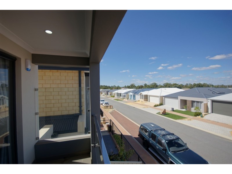 42 Birch Road, Aubin Grove WA 6164