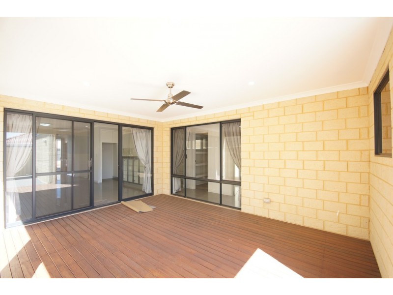 42 Birch Road, Aubin Grove WA 6164