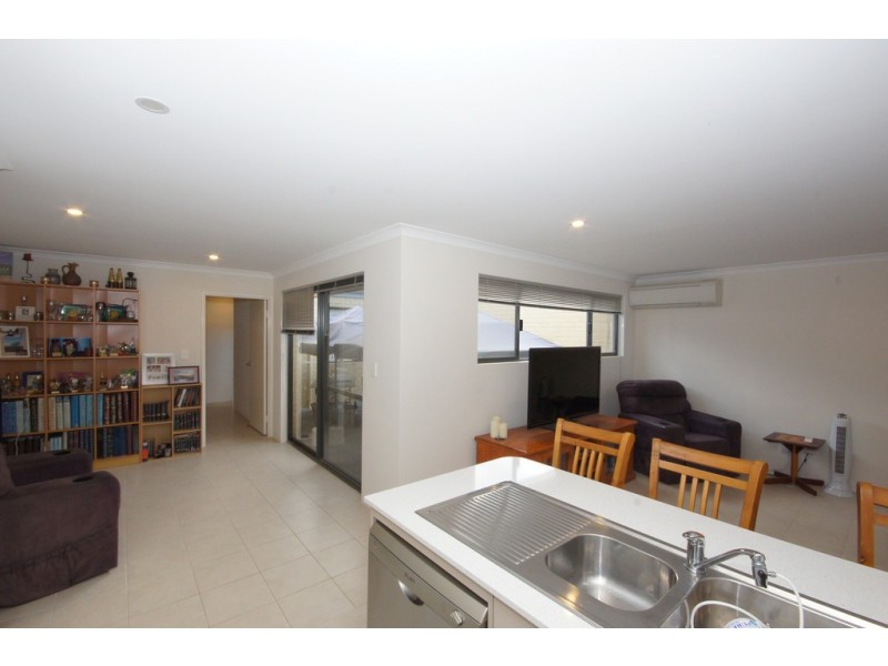 59 Adelong Avenue, Golden Bay WA 6174