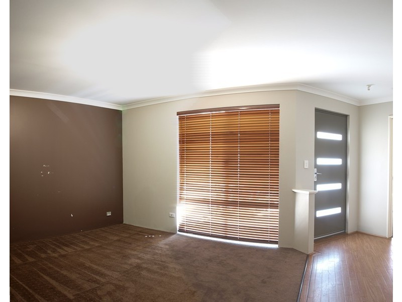 11 Sheringham Bend, Success WA 6164