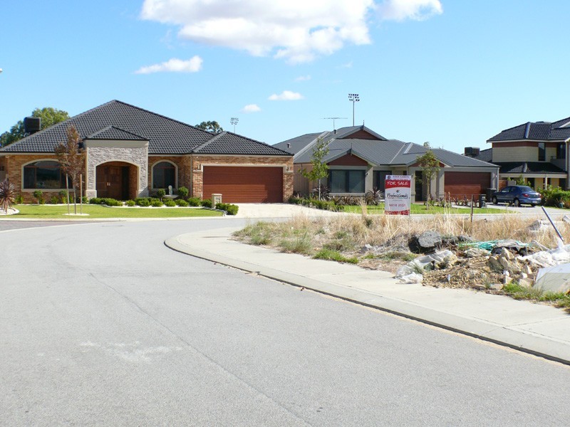 6 Caversham Bend, Southern River WA 6110