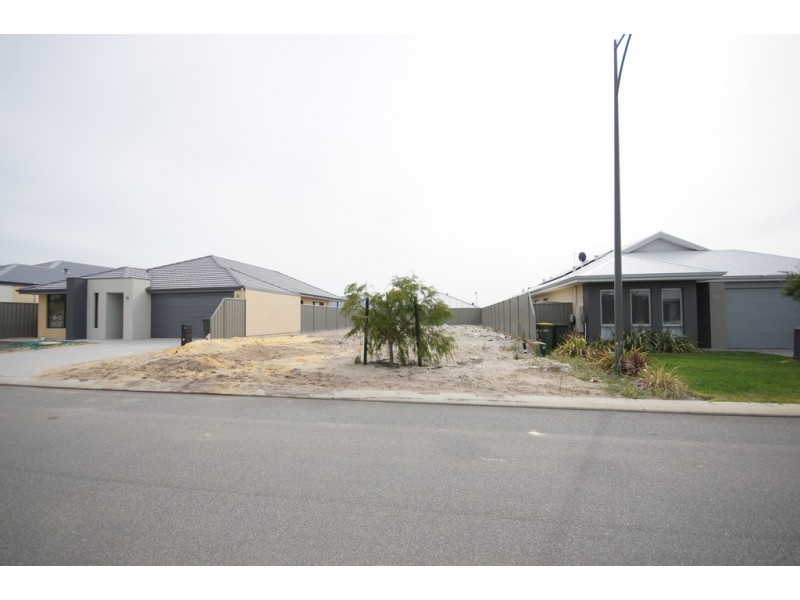 14 Geikie Glade, Wandi WA 6167