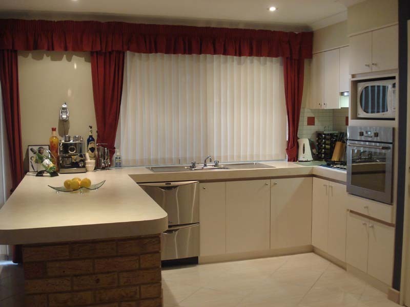 28 Carlhausen Close, Atwell WA 6164