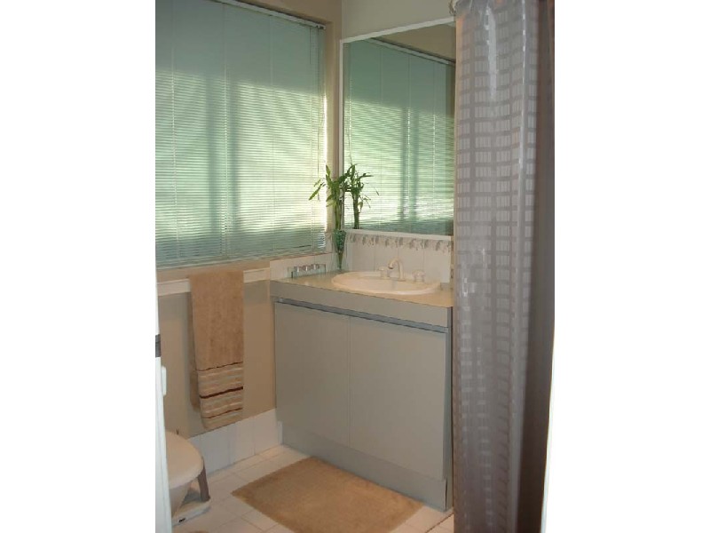 28 Carlhausen Close, Atwell WA 6164