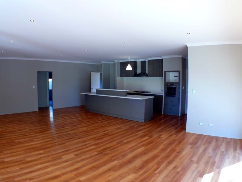 299 Tapper Road, Atwell WA 6164