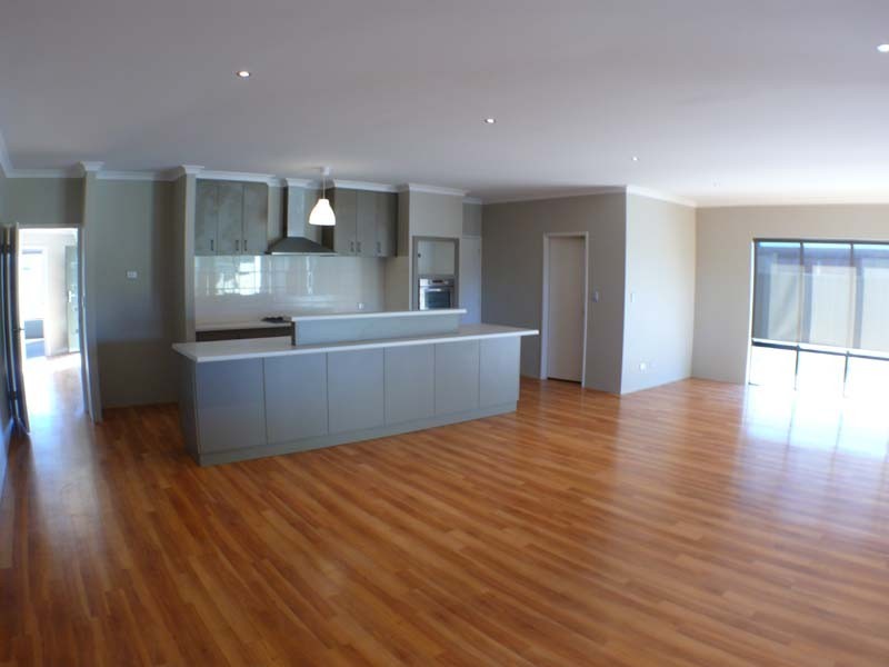 299 Tapper Road, Atwell WA 6164