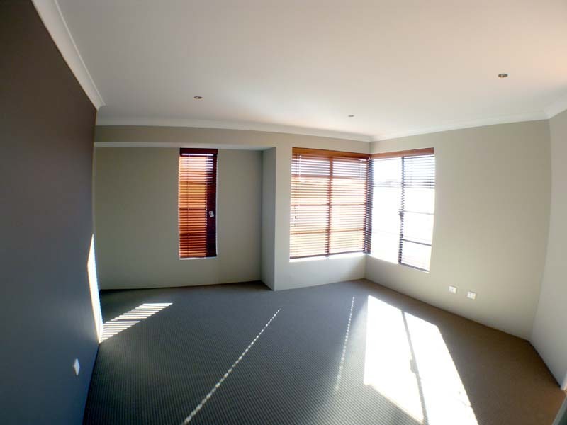 299 Tapper Road, Atwell WA 6164