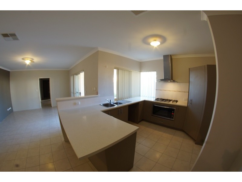 1 Mala Way, Success WA 6164