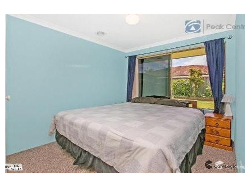 9 Dreier Court, Atwell WA 6164