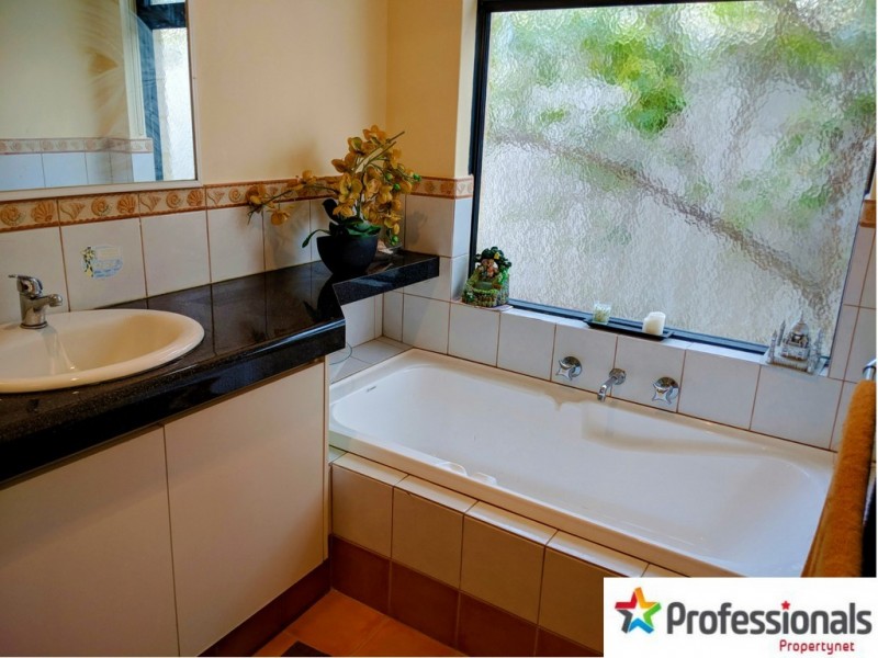 5 Mint Cove, Thornlie WA 6108