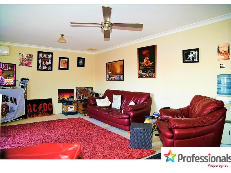 14/191 Railway Avenue, Kelmscott WA 6111