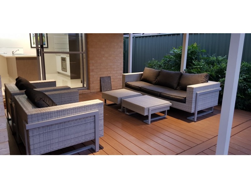 17 Monarch Way, Wattle Grove WA 6107