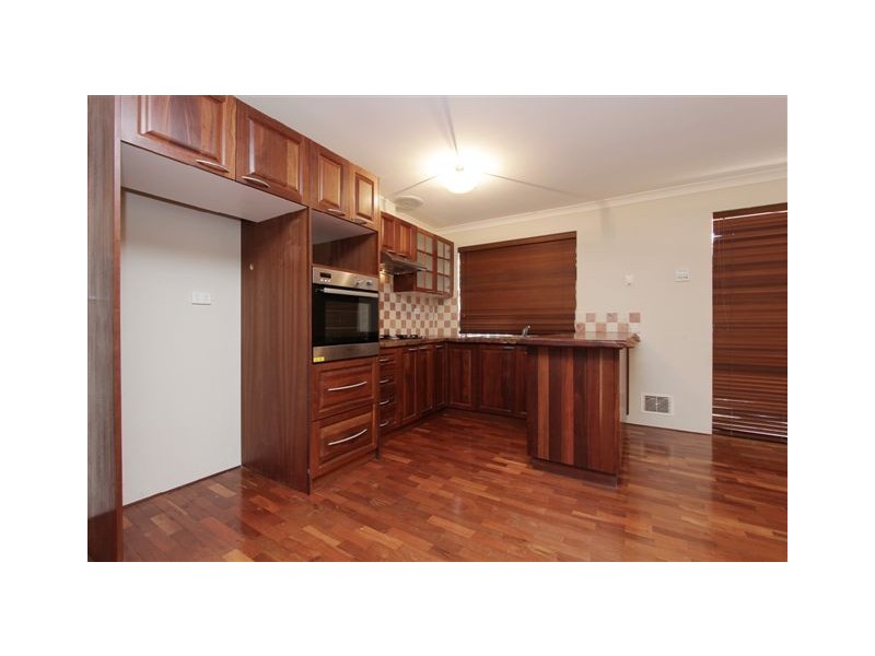 22 Folland Pde, Atwell WA 6164
