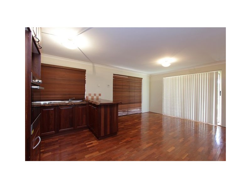 22 Folland Pde, Atwell WA 6164