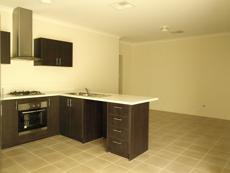 Unit 1 /19 Pittwater Way, Success WA 6164