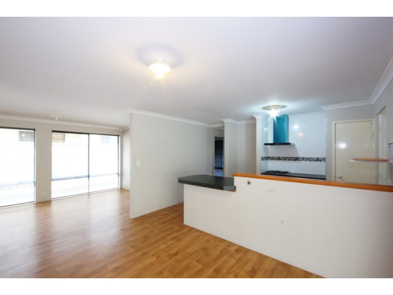 10 Milano Loop, Seville Grove WA 6112