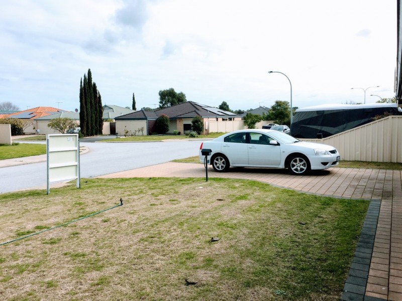 10 Milano Loop, Seville Grove WA 6112