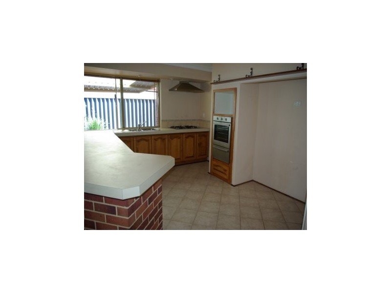 85 Lydon Blvd, Atwell WA 6164
