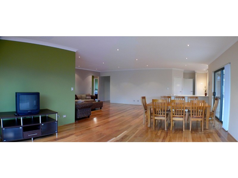 18 Grampian Crescent, Aubin Grove WA 6164