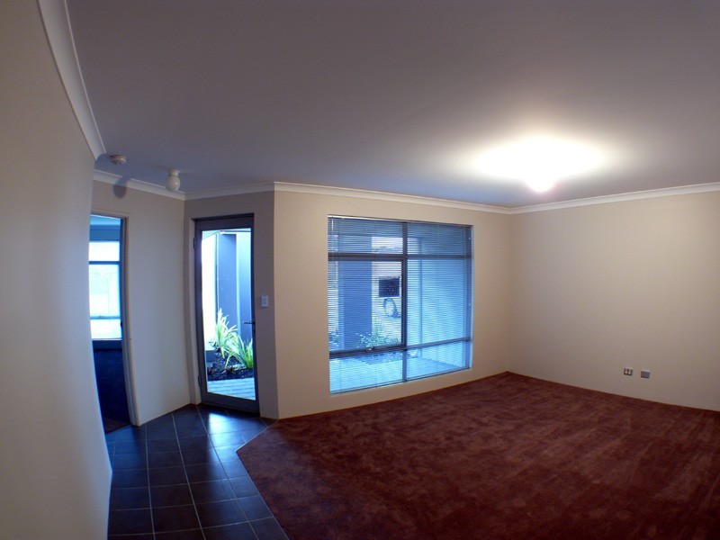 121 Aurora Drive, Atwell WA 6164