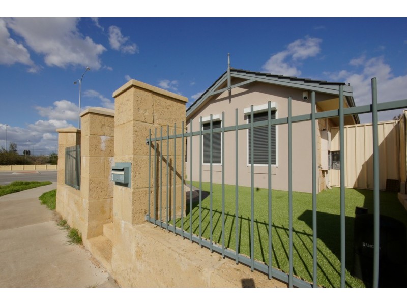 1 Frankenia Turn, Success WA 6164