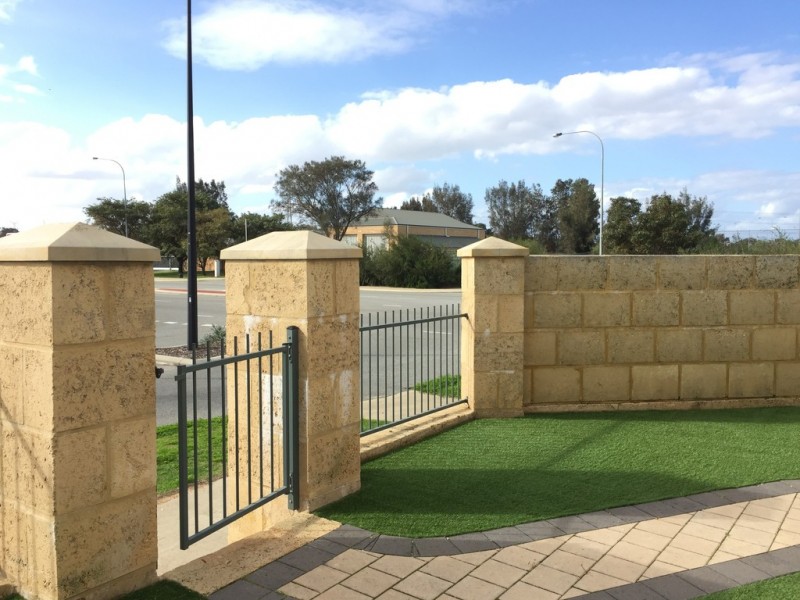 1 Frankenia Turn, Success WA 6164