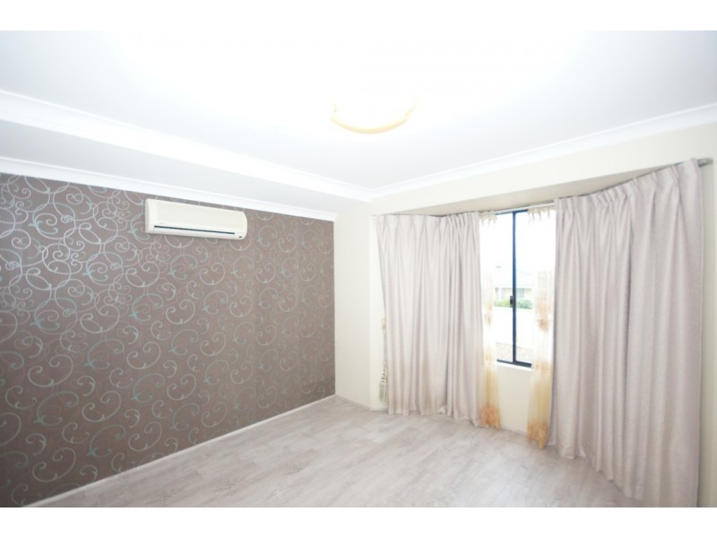 7 Dongara Way, South Lake WA 6164