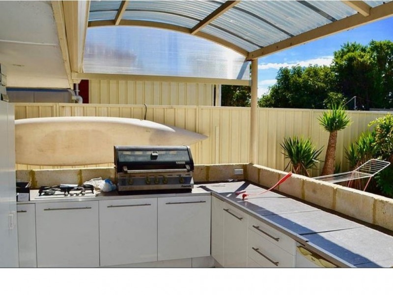 18 Marlow Way, Thornlie WA 6108