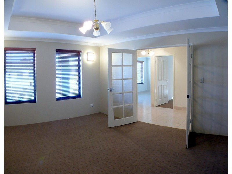 5 Aurora Drive, Atwell WA 6164