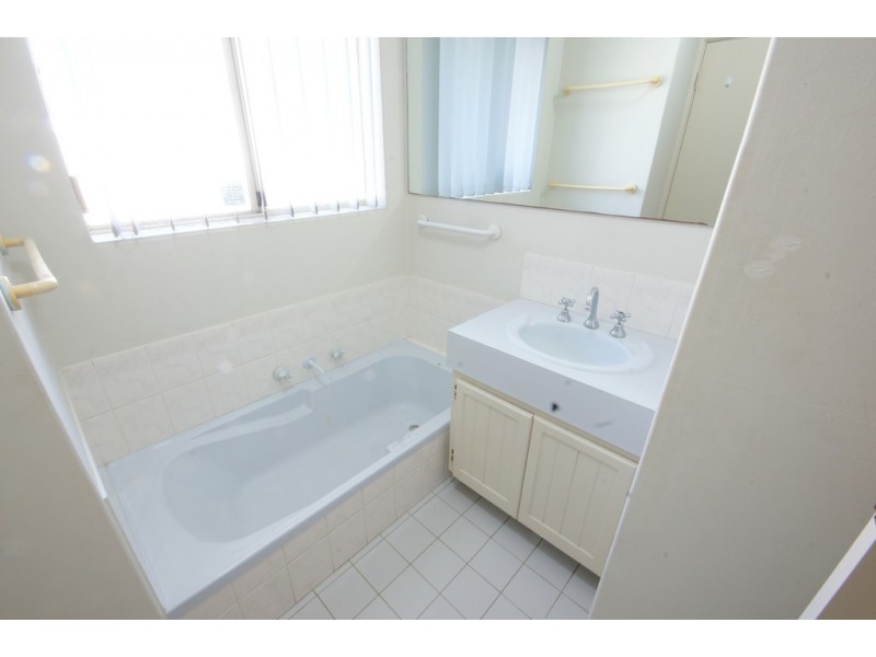 13 Rossell Place, Atwell WA 6164