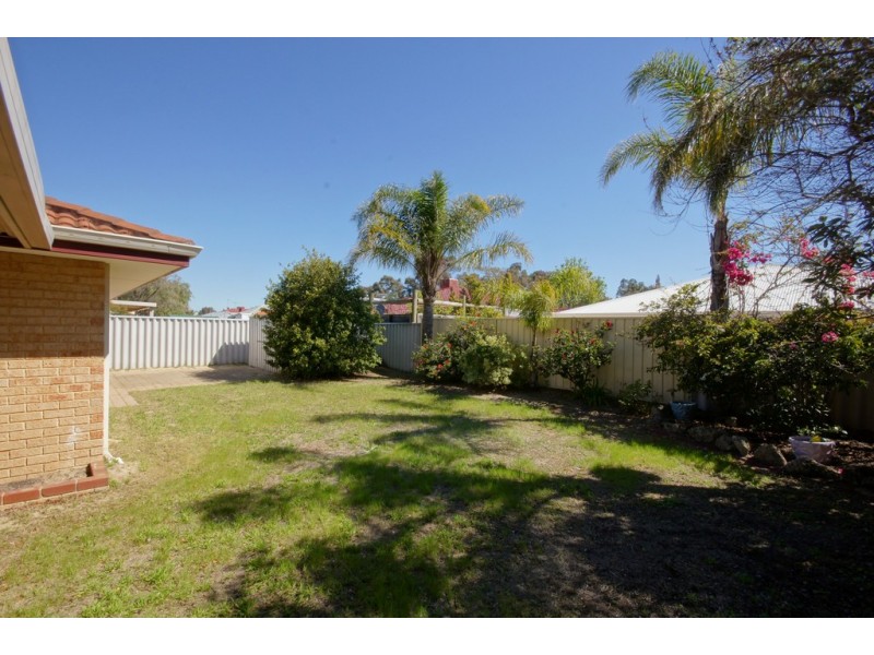 13 Rossell Place, Atwell WA 6164