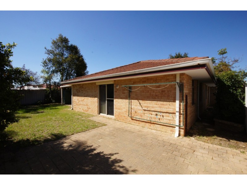 13 Rossell Place, Atwell WA 6164